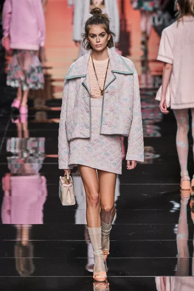 Look 45